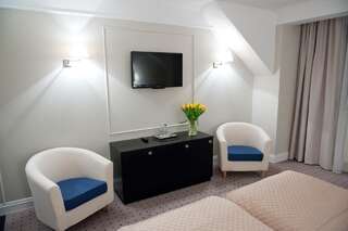 Отель Hotel Focus Люблин Двухместный номер с 1 кроватью или 2 отдельными кроватями-4